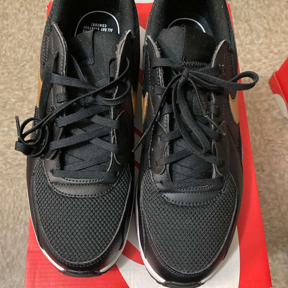 Women’s Nike Air Max EXCEE